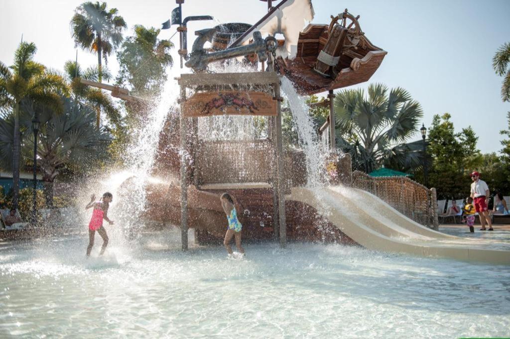 Disney'S Caribbean Beach Resort Orlando Bagian luar foto