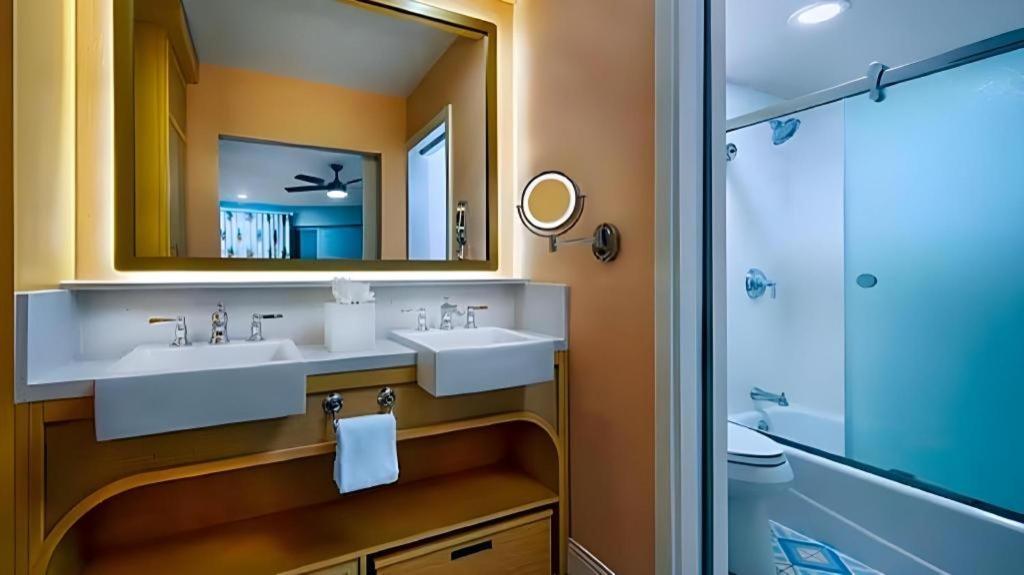 Disney'S Caribbean Beach Resort Orlando Bagian luar foto